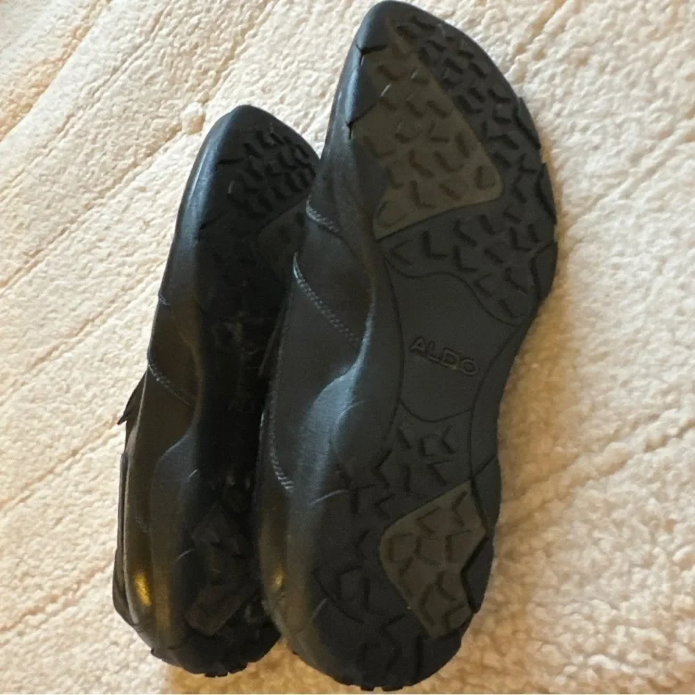 Aldo’s Men’s size 10 slip on dress shoe